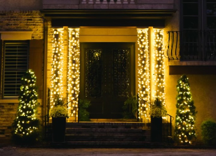 Residential and Commercial Holiday Lighting Service Near Me in Charlotte NC 7